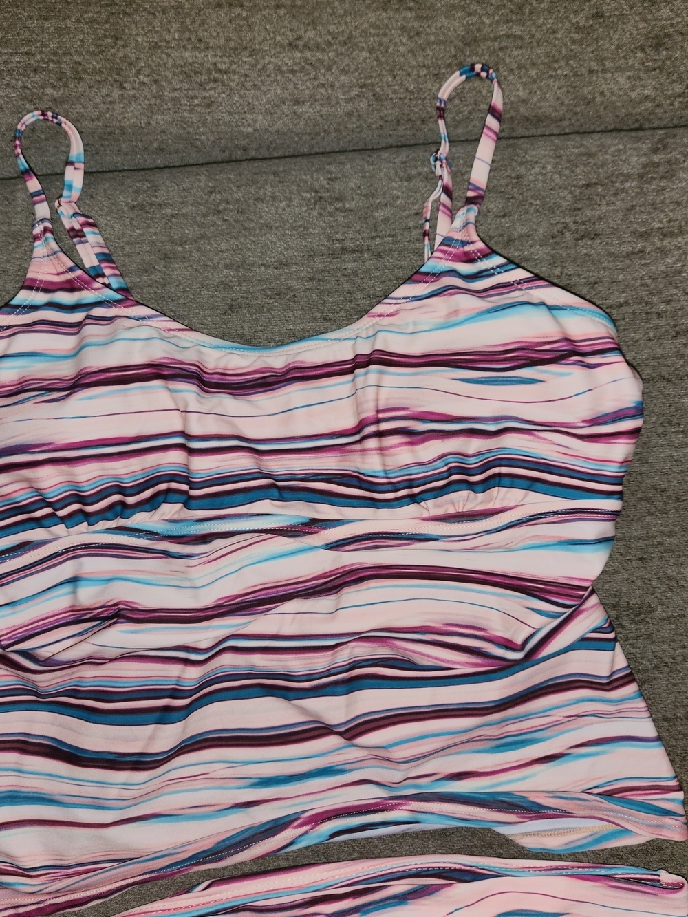 Mynah Women's Pink Striped 2-Piece Swimsuit Large